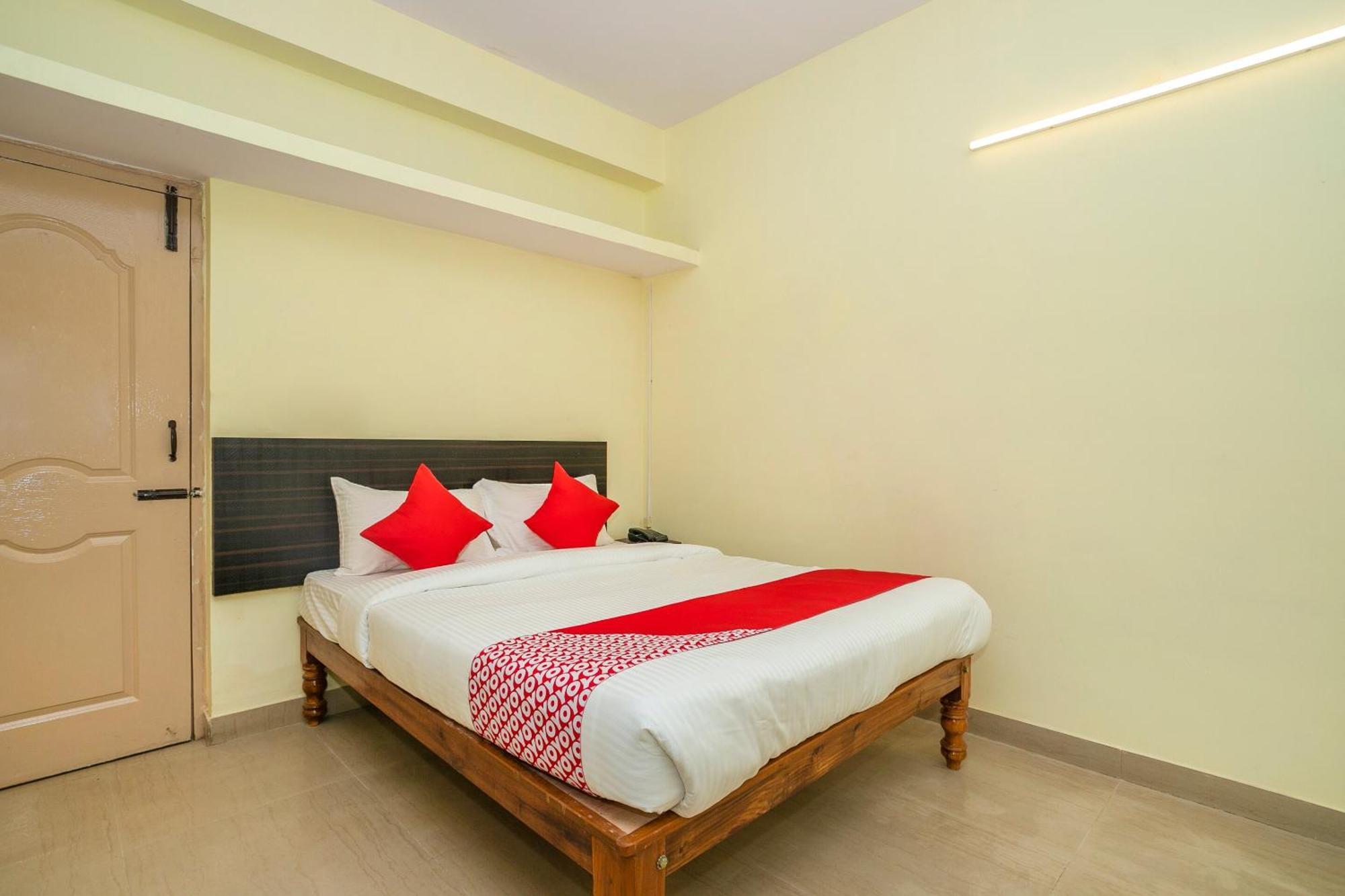 Hotel O Shree Stays Bangalore Buitenkant foto
