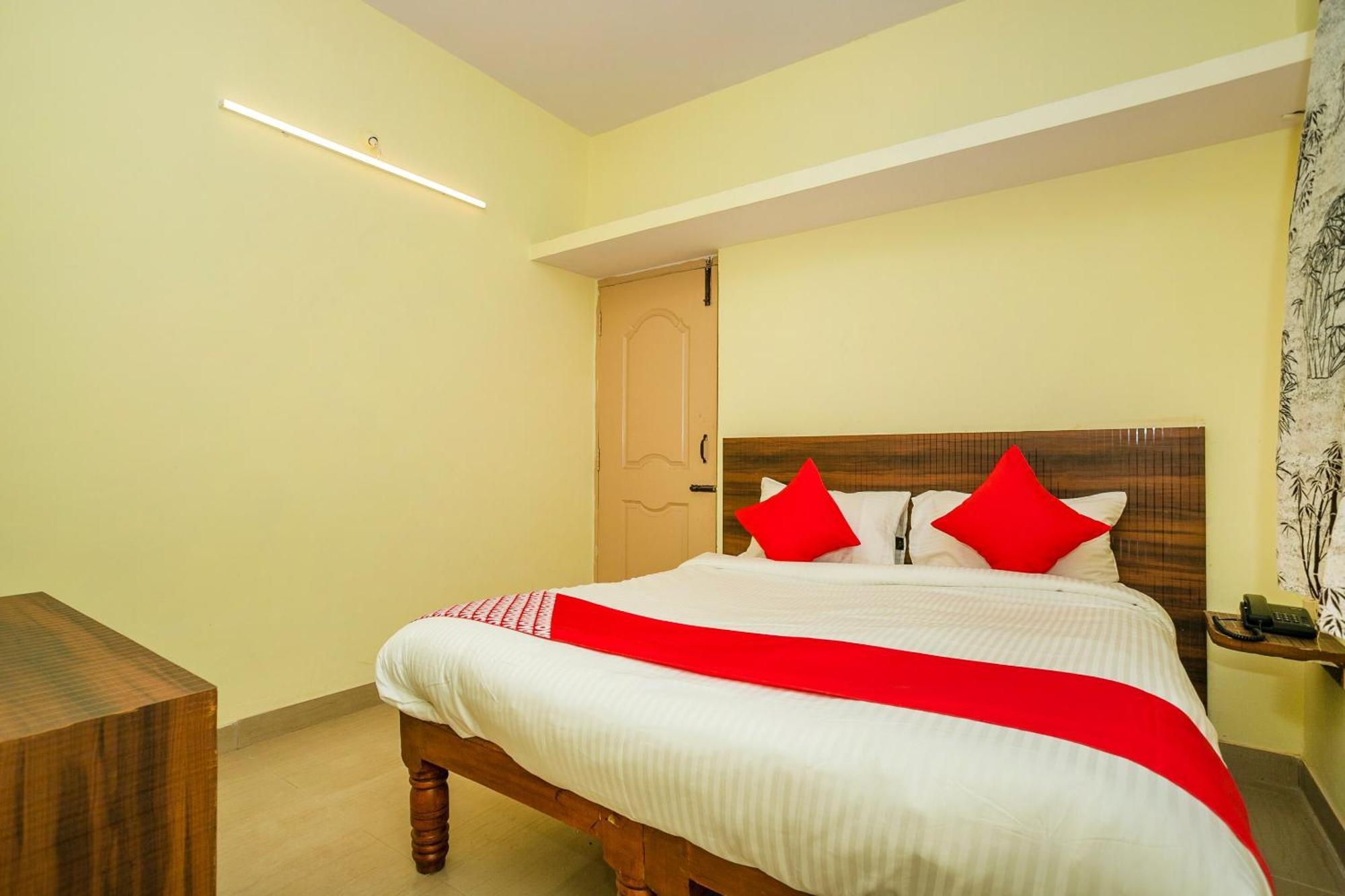 Hotel O Shree Stays Bangalore Buitenkant foto