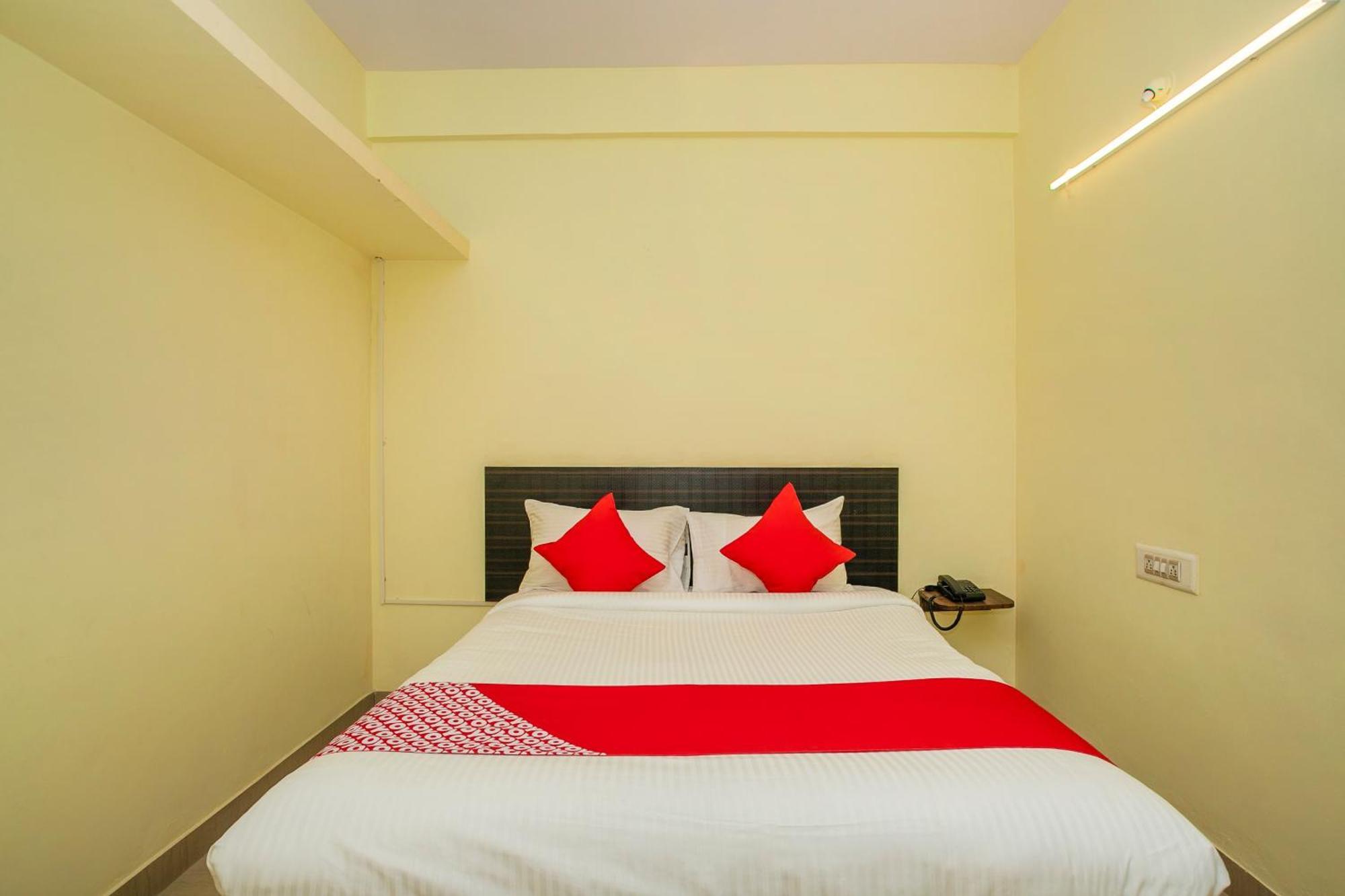 Hotel O Shree Stays Bangalore Buitenkant foto