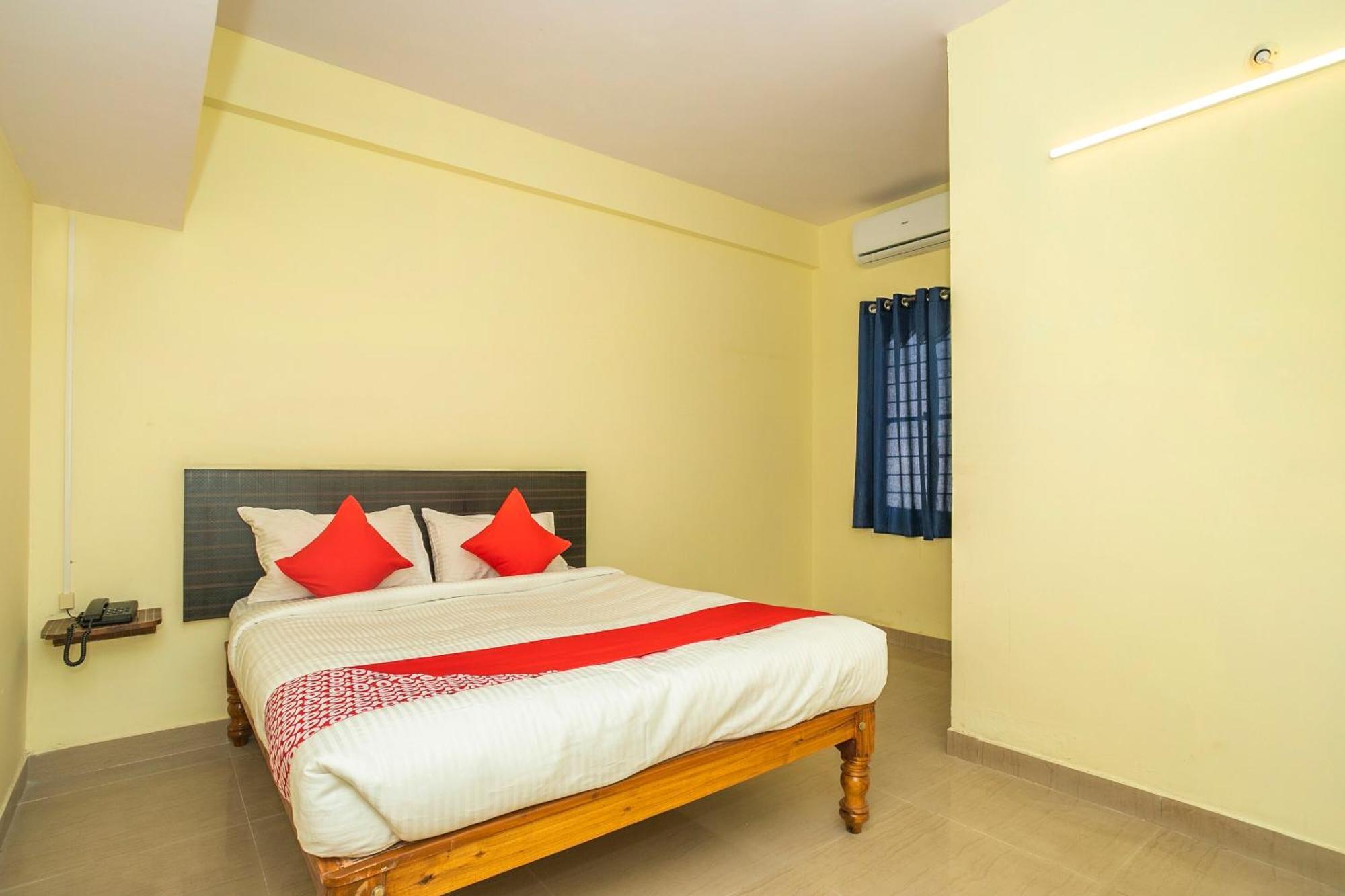 Hotel O Shree Stays Bangalore Buitenkant foto